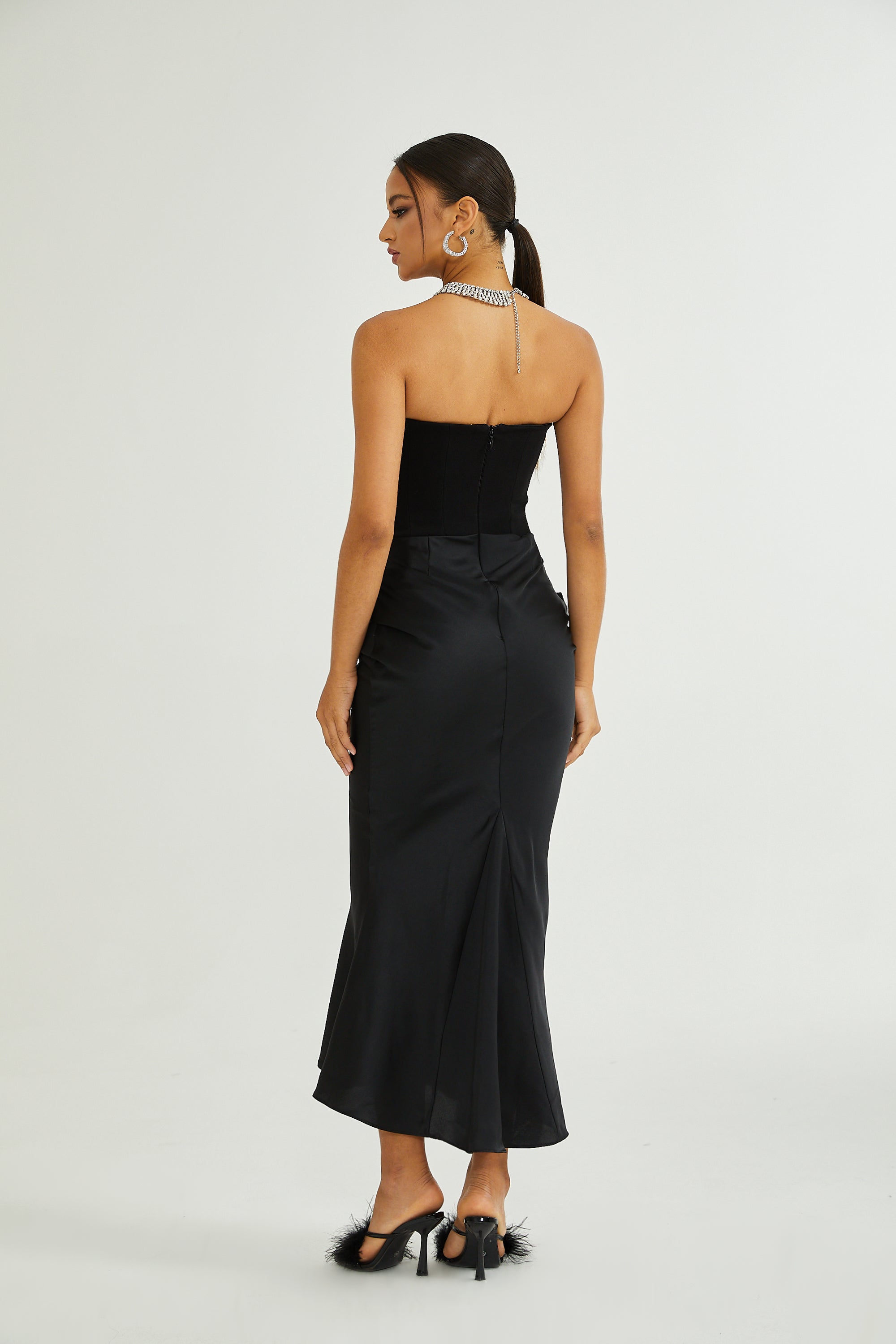 Velia Off-Shoulder Maxi Dress