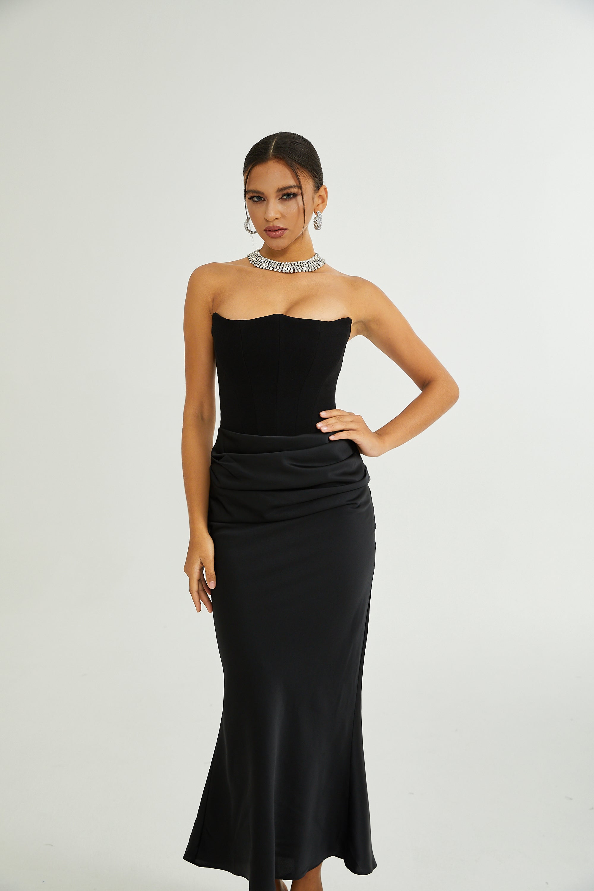 Velia Off-Shoulder Maxi Dress