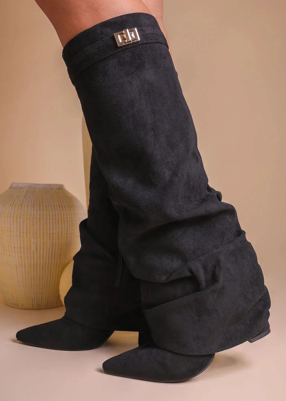 Hohe weiche Wildlederstiefel - Schwarz